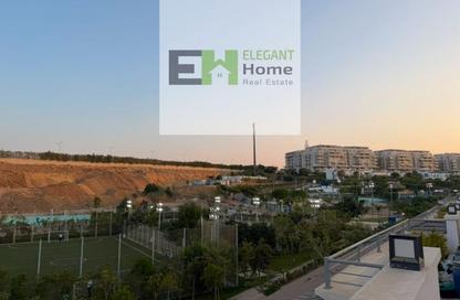 Villa - 3 Bedrooms - 4 Bathrooms for sale in Mountain View iCity - 5th Settlement Compounds - The 5th Settlement - New Cairo City - Cairo