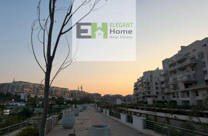 Villa - 3 Bedrooms - 4 Bathrooms for sale in Mountain View iCity - 5th Settlement Compounds - The 5th Settlement - New Cairo City - Cairo