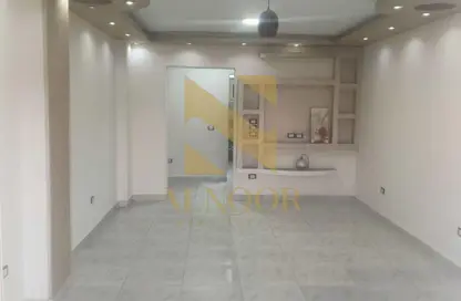 شقة - 3 غرف نوم - 2 حمامات للايجار في مدينة الخمائل - كمبوندات الشيخ زايد - الشيخ زايد - الجيزة