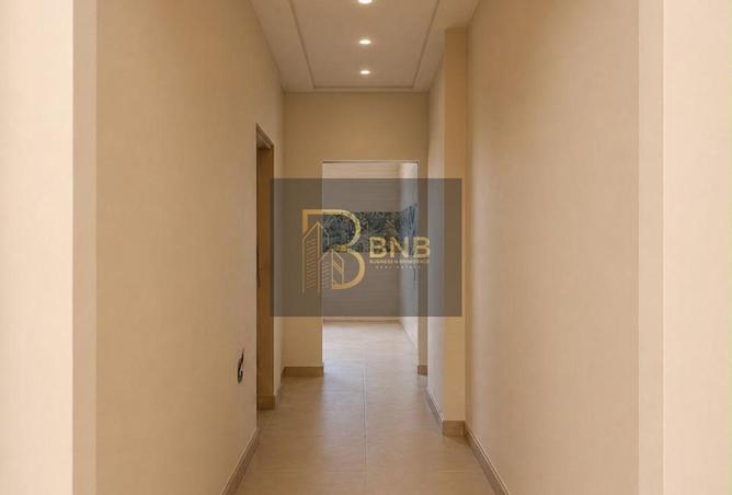 102911883 - Property Image 3