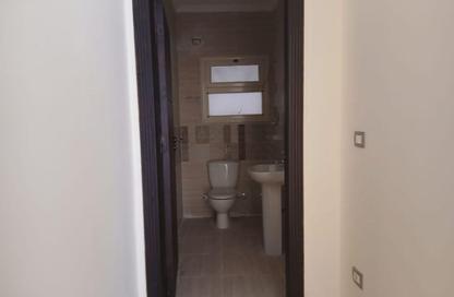 Apartment - 3 Bedrooms - 3 Bathrooms for sale in Wesal City - El Shorouk Compounds - Shorouk City - Cairo