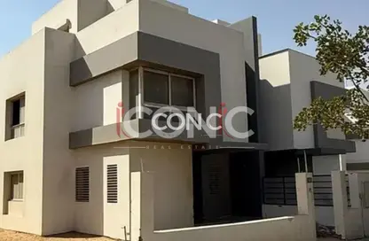 Villa - 4 Bedrooms - 4 Bathrooms for sale in Hyde Park - New Cairo City - Cairo