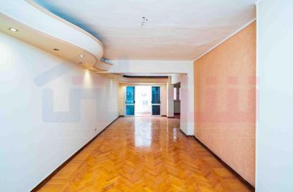 Apartment - 4 Bedrooms - 2 Bathrooms for sale in Mostafa Kamel St. - Smouha - Hay Sharq - Alexandria