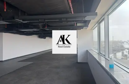 مساحات مكتبية - 4 غرف نوم - 2 حمامات للايجار في شارع التسعين - التجمع الخامس - مدينة القاهرة الجديدة - القاهرة