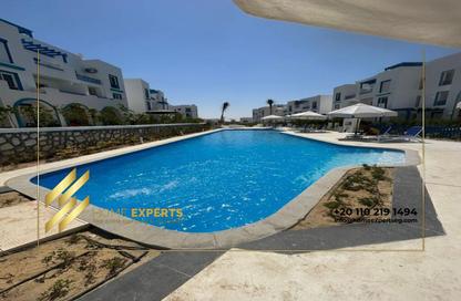 Apartment - 2 Bedrooms - 2 Bathrooms for rent in Mountain View - Ras Al Hekma - North Coast