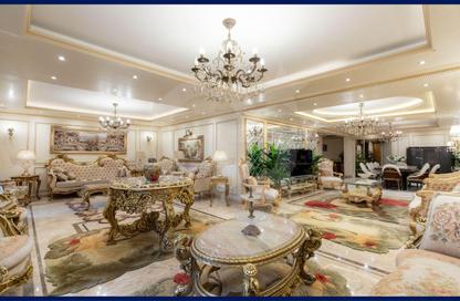 Apartment - 6 Bedrooms - 4 Bathrooms for sale in Ghazzah St. - Saba Basha - Hay Sharq - Alexandria