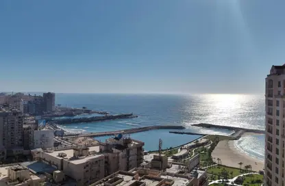 شقة - 3 غرف نوم - 3 حمامات للايجار في سان ستيفانو جراند بلازا - سان ستيفانو - حي شرق - الاسكندرية