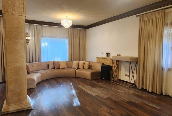 54233484 - صورة العقار 2