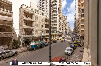 Apartment - 3 Bedrooms - 1 Bathroom for rent in Khaled Ibn Al Walid St. - Miami - Hay Awal El Montazah - Alexandria