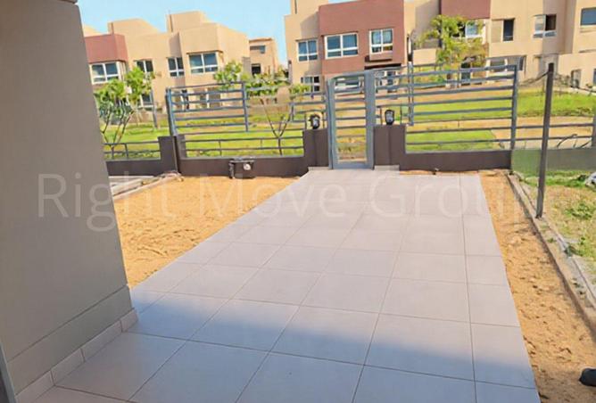 104321962 - Property Image 2