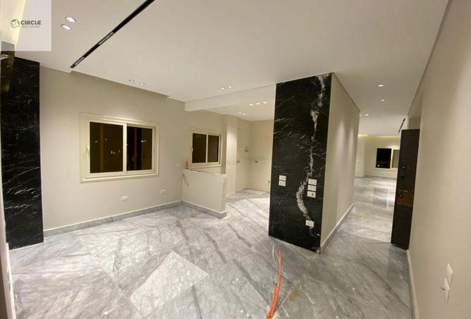 8618305 - Property Image 2