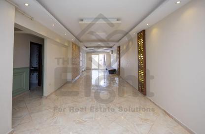 Apartment - 3 Bedrooms - 2 Bathrooms for sale in Fleming - Hay Sharq - Alexandria Apartment - 3 Bedrooms - 2 Bathrooms for sale in Fleming - Hay Sharq - Alexandria