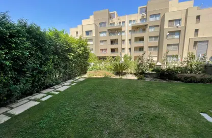 Apartment - 2 Bedrooms - 2 Bathrooms for sale in Palm Hills Village Gate - South Investors Area - New Cairo City - Cairo