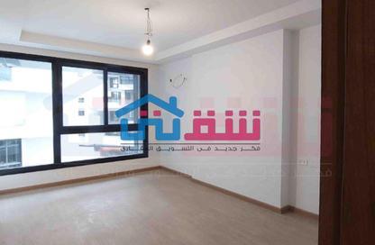 شقة - 3 - 2 للايجار في سكاي لاين - سموحة - حي شرق - الاسكندرية