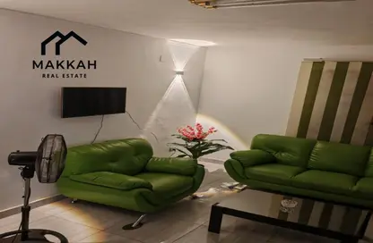 Office Space - 3 Bedrooms - 1 Bathroom for rent in Salah Salem St. - Roxy - Heliopolis - Masr El Gedida - Cairo