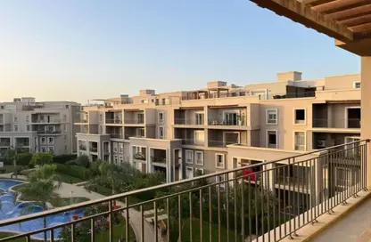 Apartment - 3 Bedrooms - 3 Bathrooms for sale in October Plaza - 6 October Compounds - 6 October City - Giza