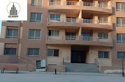 Apartment - 3 Bedrooms - 2 Bathrooms for sale in 5th Settlement Compounds - The 5th Settlement - New Cairo City - Cairo