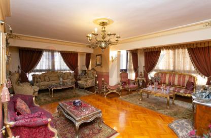 Apartment - 3 Bedrooms - 3 Bathrooms for sale in Al Hilton St. - Smouha - Hay Sharq - Alexandria