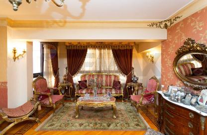 Apartment - 3 Bedrooms - 3 Bathrooms for sale in Al Hilton St. - Smouha - Hay Sharq - Alexandria