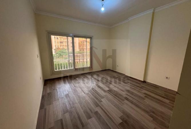 97717623 - Property Image 2