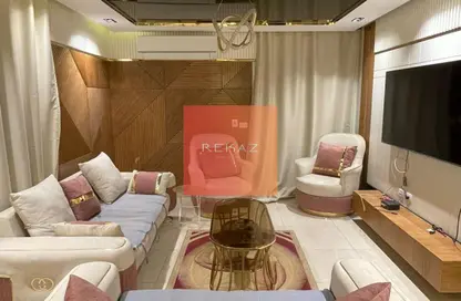 Apartment - 3 Bedrooms - 2 Bathrooms for rent in Sarayat Al Maadi - Hay El Maadi - Cairo