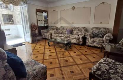 شقة - 3 غرف نوم - 2 حمامات للايجار في طريق الجيش - رشدي - حي شرق - الاسكندرية