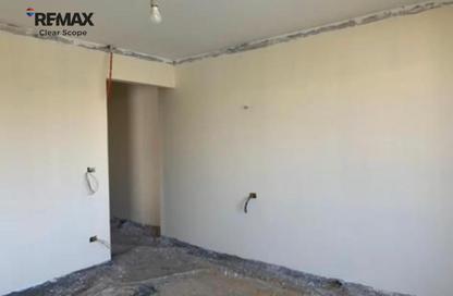 (بنتهاوس  (روف - 4 - 4 للبيع في جاليريا  مون فالى - المستثمرين الجنوبية - مدينة القاهرة الجديدة - القاهرة