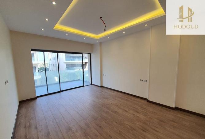 53218180 - Property Image 3