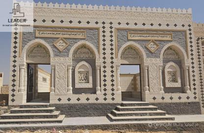 بناية كاملة - 4 غرف نوم للبيع في مدينة القاهرة الجديدة - القاهرة