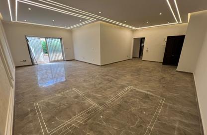 Apartment - 3 - 2 for sale in Al Khamayel city - Sheikh Zayed Compounds - Sheikh Zayed City - Giza