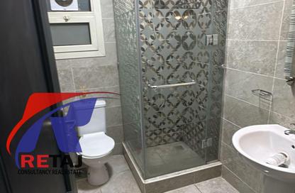 Apartment - 3 Bedrooms - 3 Bathrooms for rent in Hassan Ma'moon St. - 6th Zone - Nasr City - Cairo