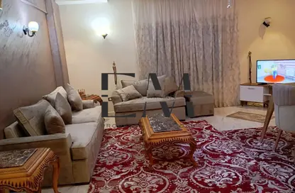 شقة - 3 غرف نوم - 3 حمامات للايجار في حى اسكان الجامعه الامريكية - كمبوندات التجمع الخامس - التجمع الخامس - مدينة القاهرة الجديدة - القاهرة