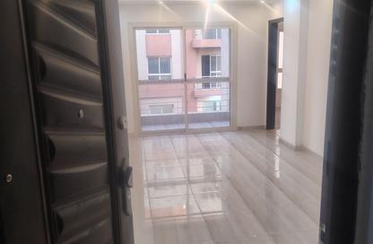 Apartment - 2 Bedrooms - 1 Bathroom for rent in Palms - Al Wahat Road - 6 October City - Giza