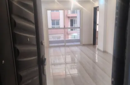 Apartment - 2 Bedrooms - 1 Bathroom for rent in Degla Palms - Al Wahat Road - 6 October City - Giza