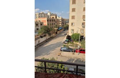 شقة - 3 غرف نوم - 1 حمام للبيع في شارع عمر بن الخطاب - المنطقة العاشرة - مدينة نصر - القاهرة