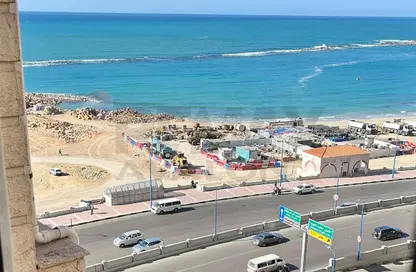 شقة - 3 غرف نوم - 2 حمامات للبيع في سيدي بشر - حي اول المنتزة - الاسكندرية