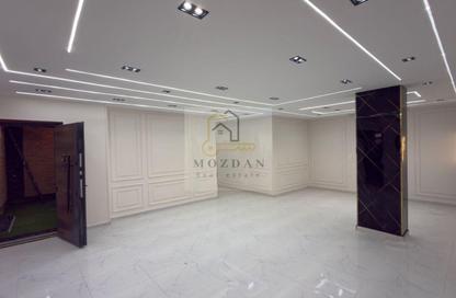 Office Space - Studio - 3 Bathrooms for rent in 10th Sector - Zahraa El Maadi - Hay El Maadi - Cairo