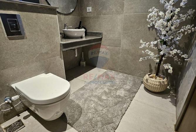 66423682 - Property Image 2