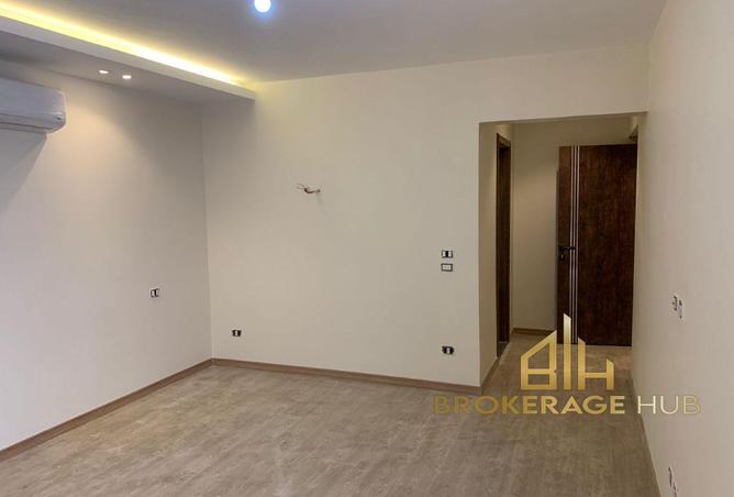 82608316 - Property Image 2