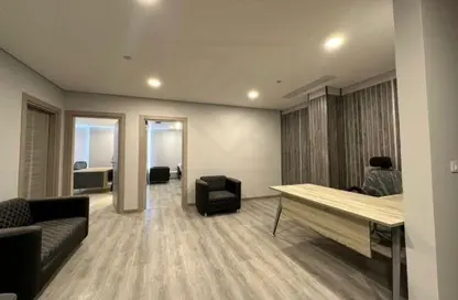 مساحات مكتبية - 4 غرف نوم - 2 حمامات للايجار في ووك اوف كايرو - كمبوندات الشيخ زايد - الشيخ زايد - الجيزة