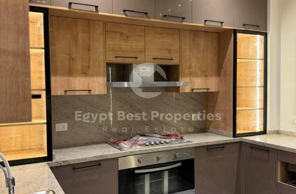 شقة - 3 - 3 للبيع في 6 ويست - بيفرلي هيلز - كمبوندات الشيخ زايد - الشيخ زايد - الجيزة شقة - 3 - 3 للبيع في 6 ويست - بيفرلي هيلز - كمبوندات الشيخ زايد - الشيخ زايد - الجيزة