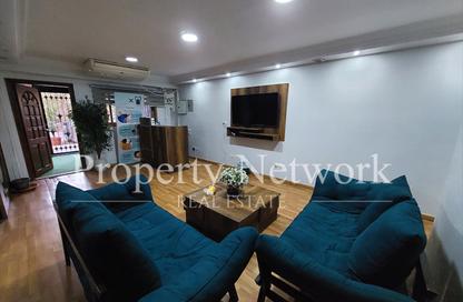 Clinic - Studio - 2 Bathrooms for rent in Cornish El Nile St. - Maadi - Hay El Maadi - Cairo