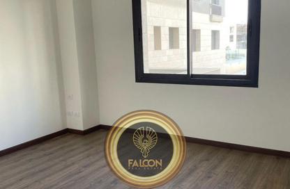Apartment - 4 Bedrooms - 2 Bathrooms for sale in District 5 - 5th Settlement Compounds - The 5th Settlement - New Cairo City - Cairo
