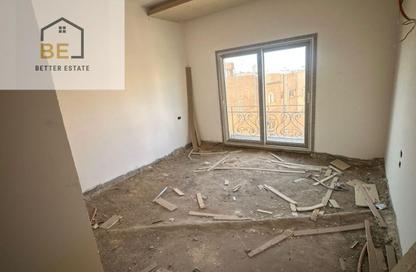 Apartment - 3 Bedrooms - 2 Bathrooms for sale in Area B - Ganoob El Acadimia - New Cairo City - Cairo Apartment - 3 Bedrooms - 2 Bathrooms for sale in Area B - Ganoob El Acadimia - New Cairo City - Cairo