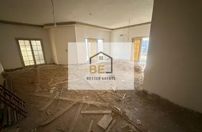 Apartment - 3 Bedrooms - 2 Bathrooms for sale in Area B - Ganoob El Acadimia - New Cairo City - Cairo