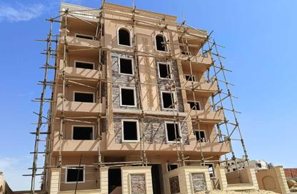 Apartment - 3 Bedrooms - 2 Bathrooms for sale in Bait Alwatan - The 5th Settlement - New Cairo City - Cairo