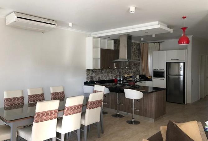 99108311 - Property Image 3