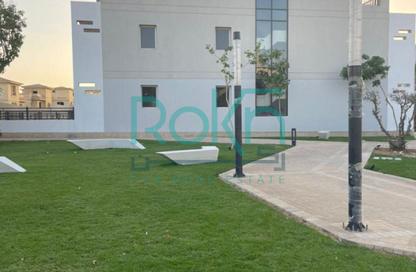 Townhouse - 5 - 3 for sale in Pyramids Hills - Cairo Alexandria Desert Road - 6 October City - Giza