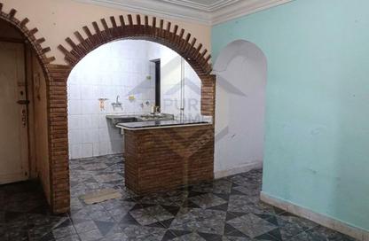 Apartment - 3 Bedrooms - 1 Bathroom for sale in Sidi Beshr Mosque St. - Sidi Beshr - Hay Awal El Montazah - Alexandria