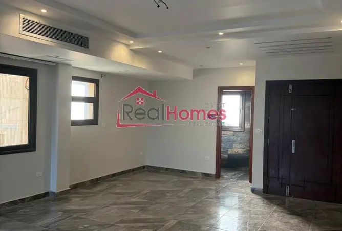 91002521 - Property Image 2
